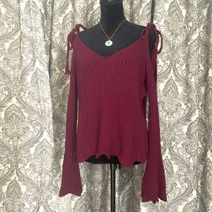 Burgundy knit, ribbed sweater